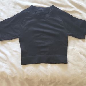 Alala seamless tshirt crop top